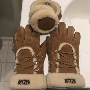 Cozy and warm! Ugg earmuffs and matching gloves